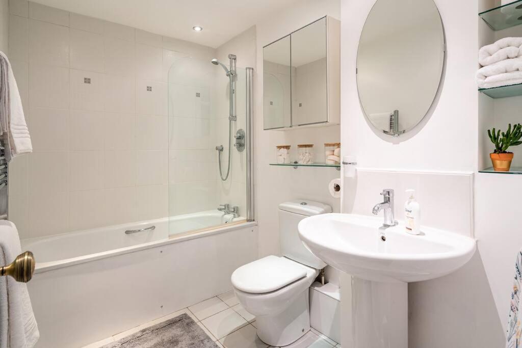 Stunning 4 Bedroom House In Central Bath Exterior photo